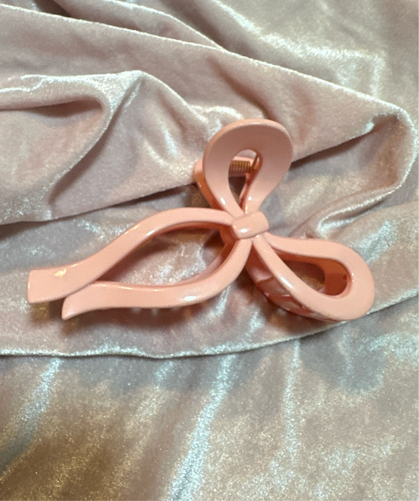 Pretty Pink Bow Claw Clip